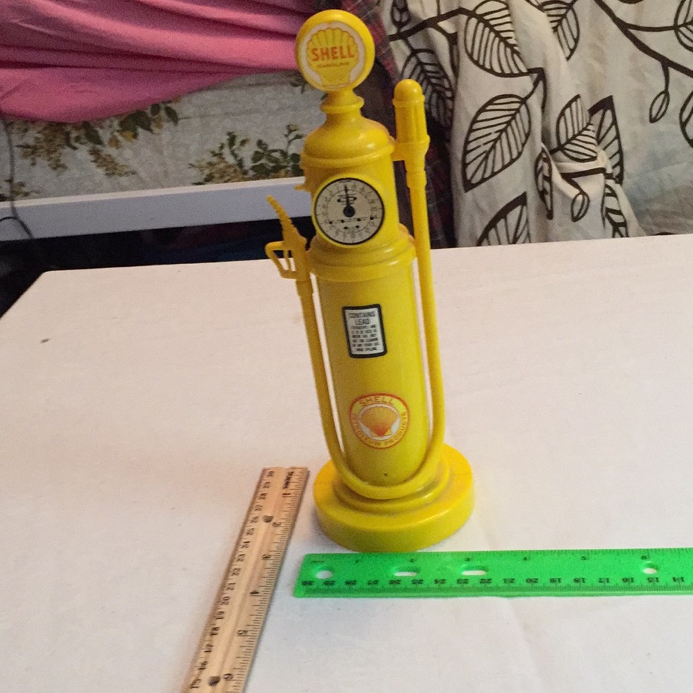Yellow Shell gas pump telephone